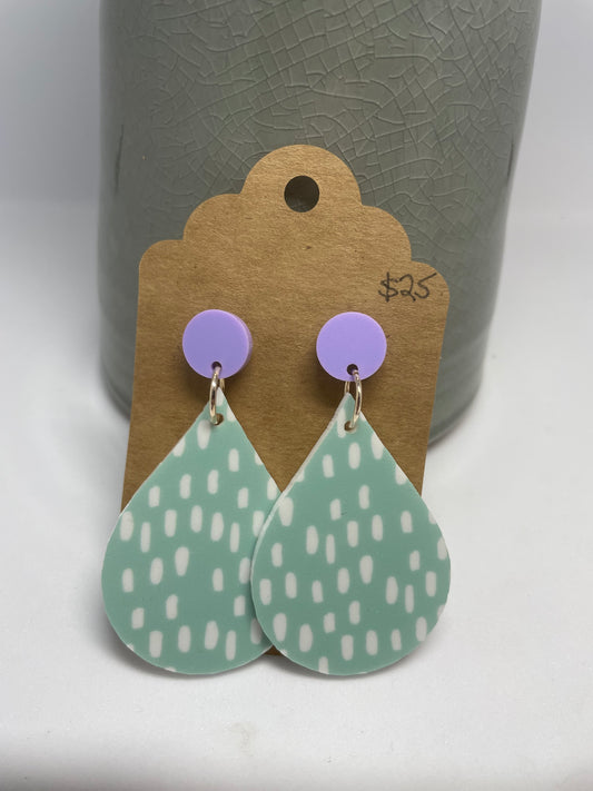 Raindrop acrylic stud dangles